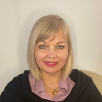 Elzbieta Baca — Psicologa e psicoterapeuta - Psicodinamico